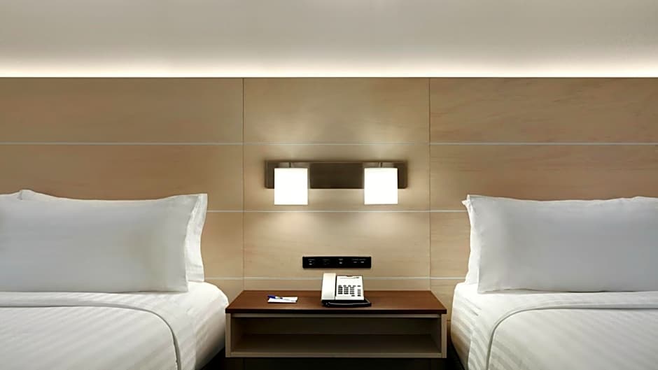Holiday Inn Express Williamsbrg Busch Gardens Area By IHG