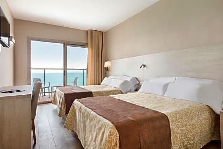 Standard Double Room with Sea View (2 Adults + 2 Children)