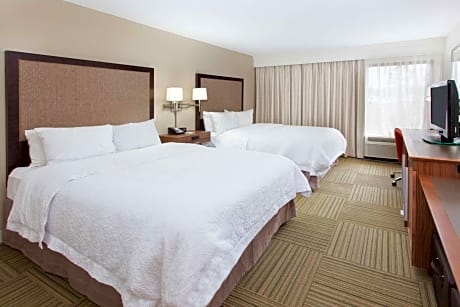 Room with Two Queen Beds - Non-Smoking