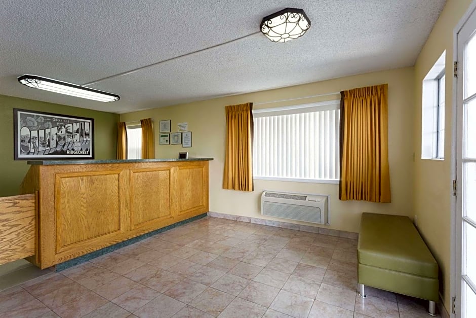 Super 8 By Wyndham Ridgecrest – Ridgecrest, CA
