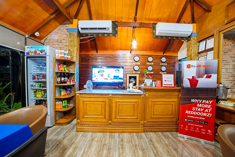 RedDoorz Plus @ Starhomes Olivianville