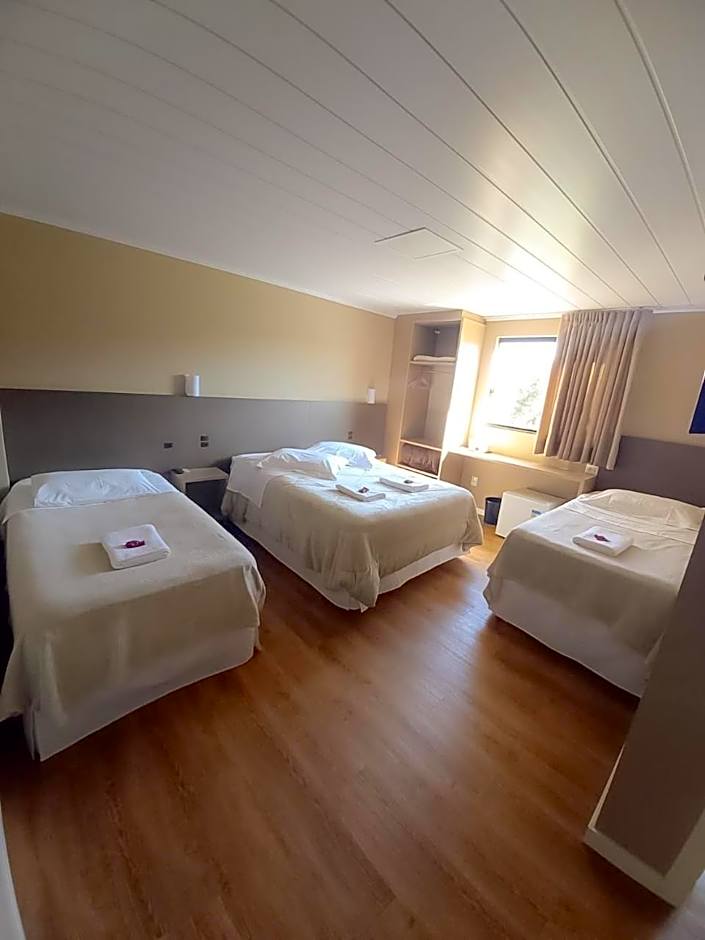 Photo 1 of 4 of Quadruple Room