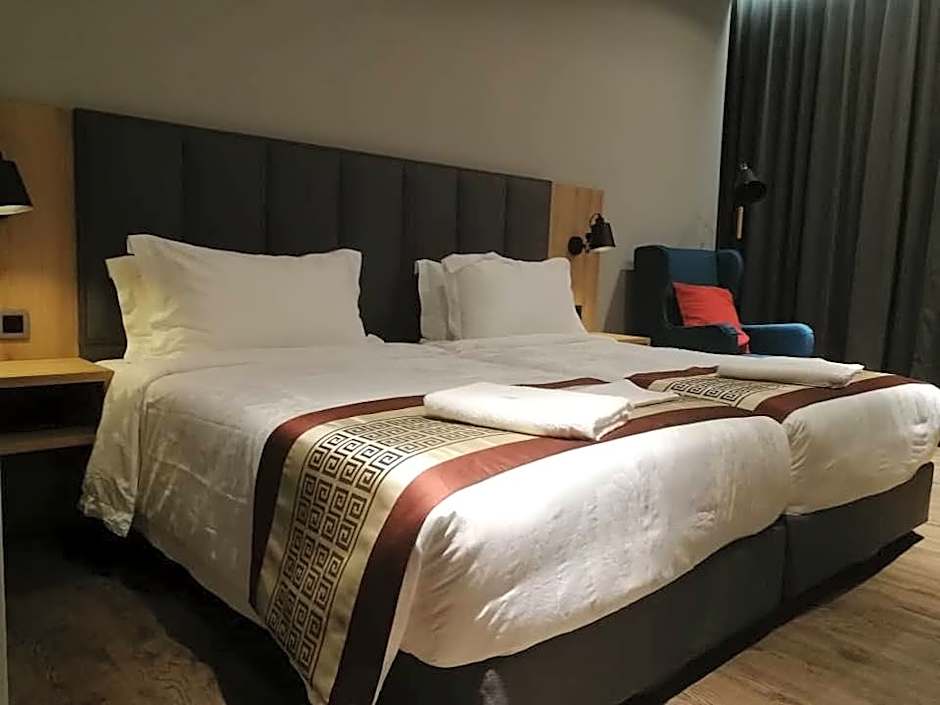 Amigo Hotel