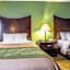 Quality Inn Mill Hall