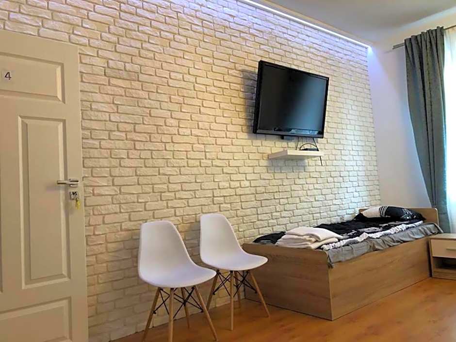 Pokoje nad Drzewiczką