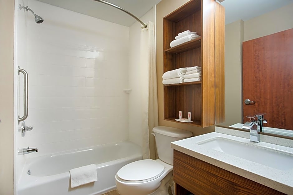 Microtel Inn & Suites by Wyndham Walterboro