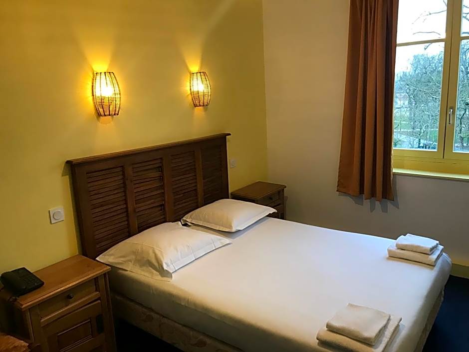 Hotel Couleurs Sud Centre-ville Gare Charleville-Mézières