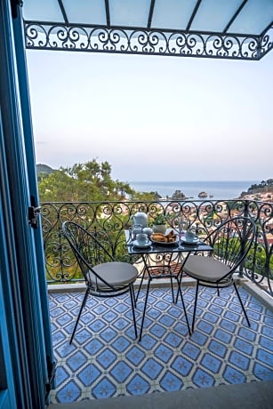 Deluxe Room with Balcony