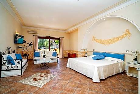 Junior Suite with Balcony