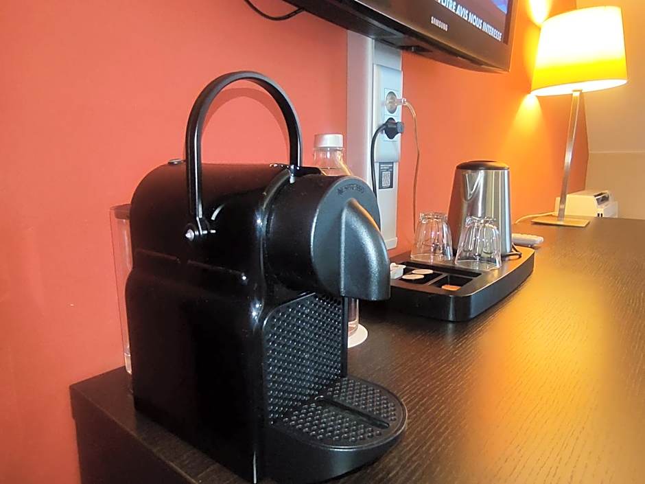 Hotel Be Guest Limoges Sud ex Black & Green