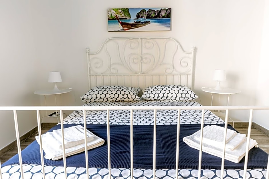 B&B Medusa – St. Flavia, CA