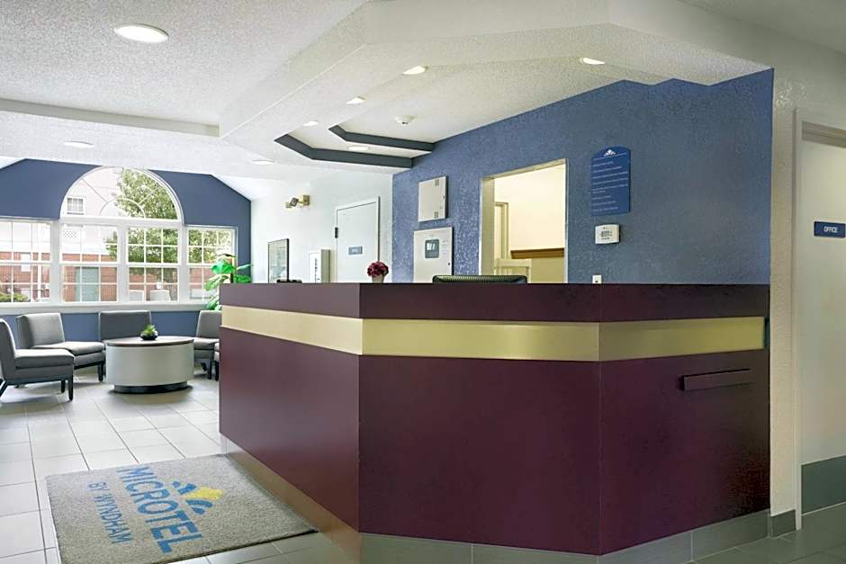 Microtel Inn & Suites by Wyndham Louisville East