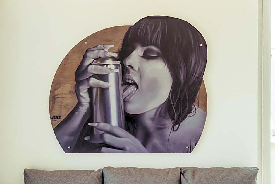 Marina Gardens Boutique&Suites