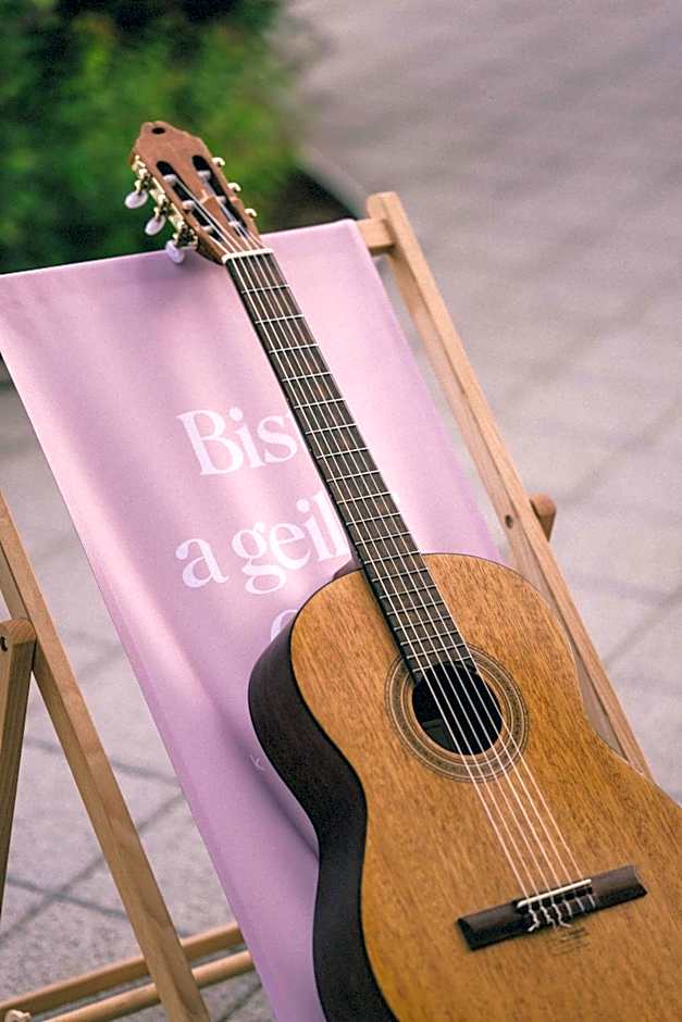 Karlingerhaus Hotel Hostel Home