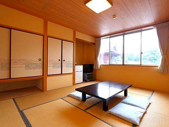 Maruasa Ryokan
