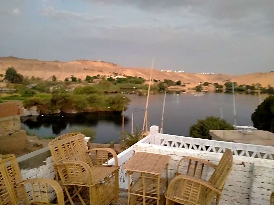 Seko Kato Nile View Hostel