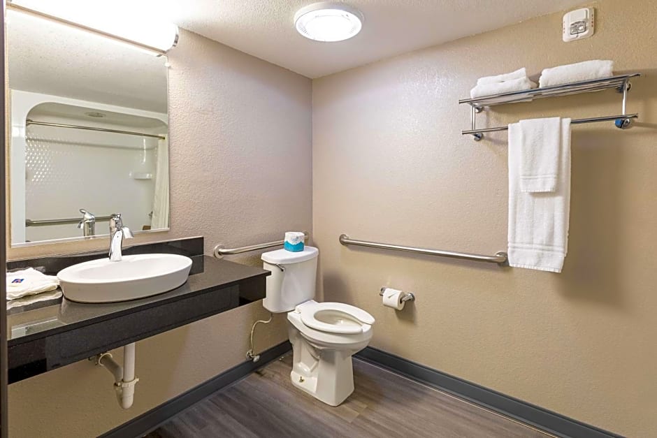 Motel 6-Fort Lupton, CO