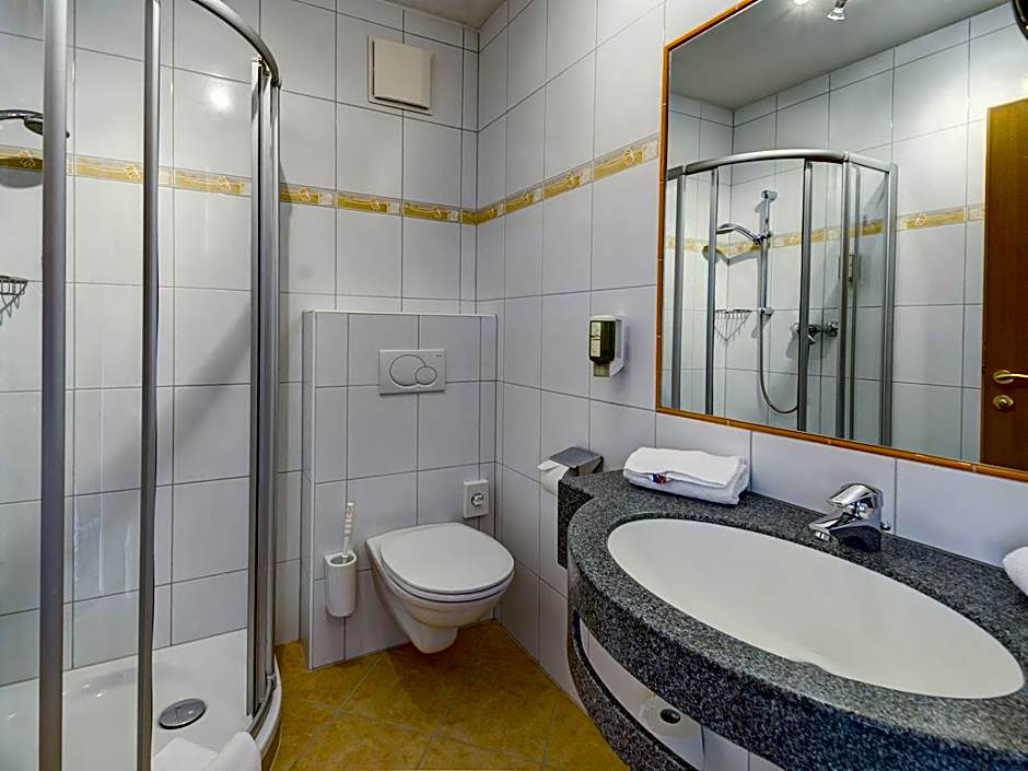 VÖTTER'S HOTEL in Kaprun am Kitzsteinhorn - Skibus direkt