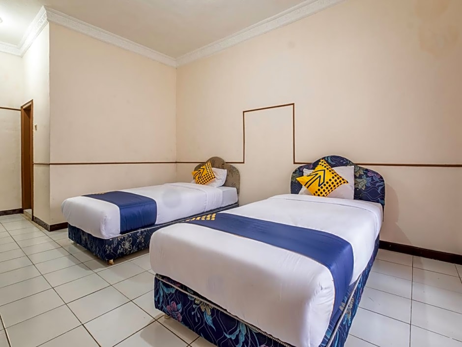 SPOT ON 2341 Hotel Padjajaran 2