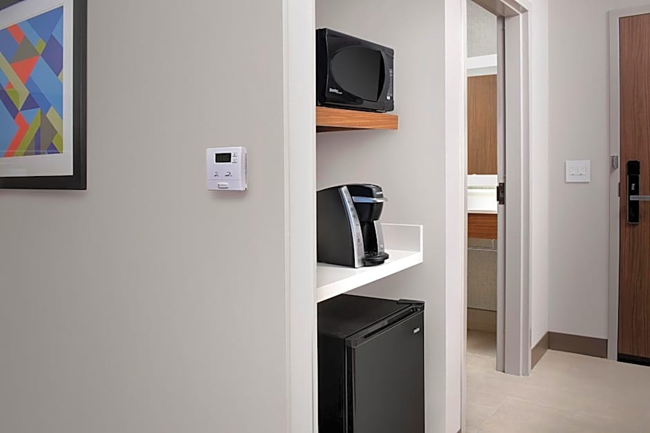 Holiday Inn Express Knoxville-Strawberry Plains By IHG