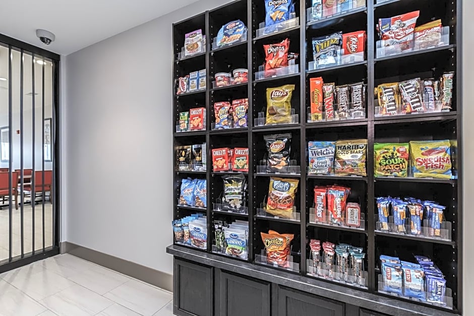 Holiday Inn Express and Suites- South Bend Casino By IHG