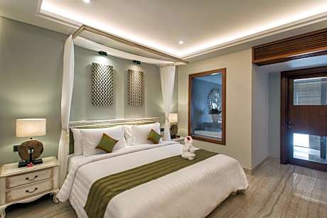 Honeymoon Suite