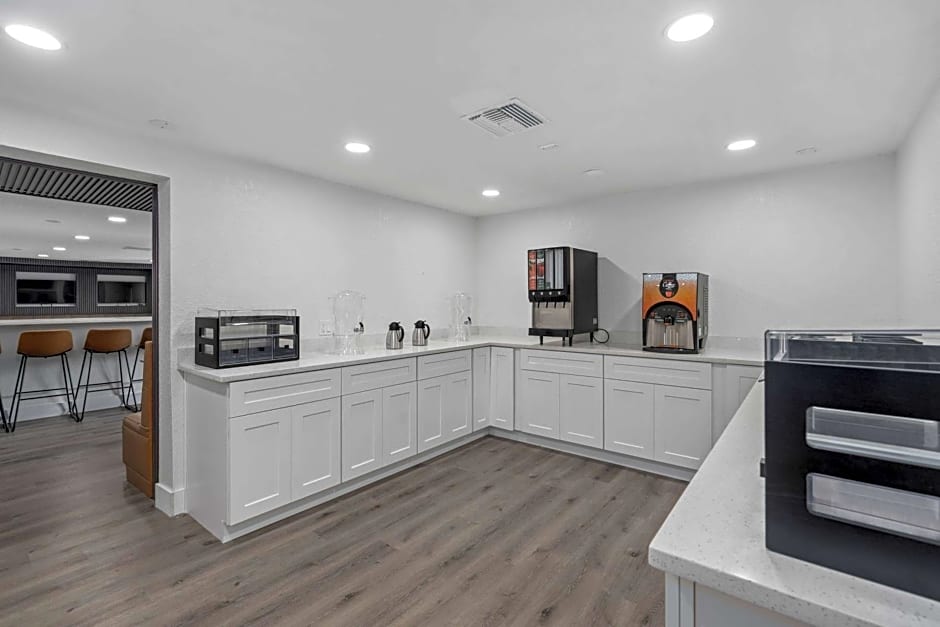 Travelodge by Wyndham Kissimmee Orlando