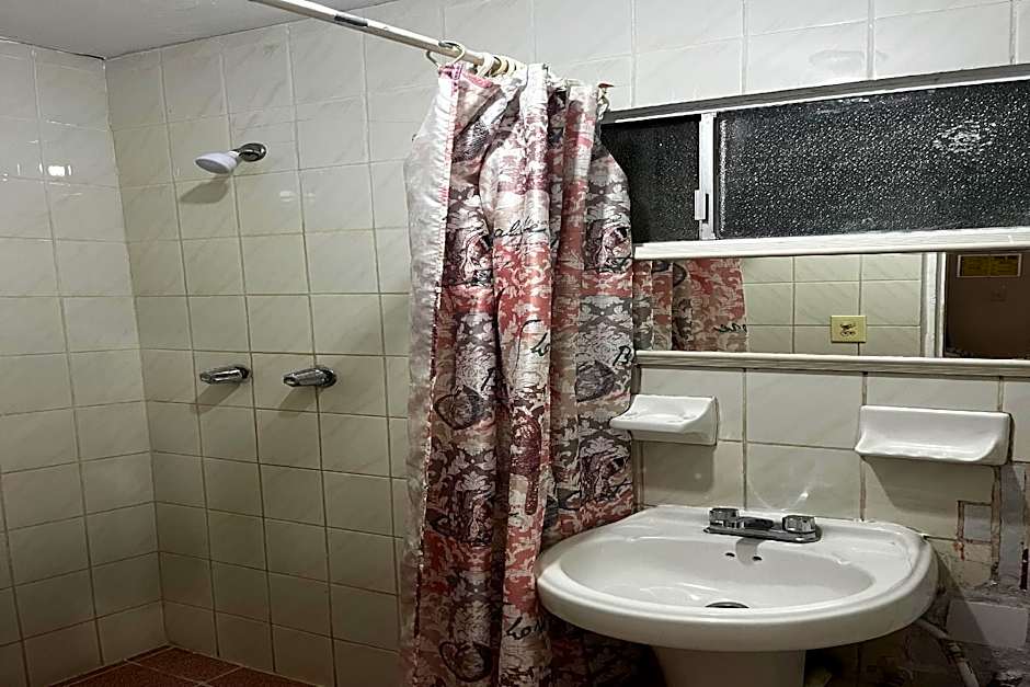 OYO Hotel Linda Tijuana