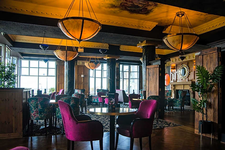 Holyrood Hotel - Leisure Centre & The Spa at Orchids