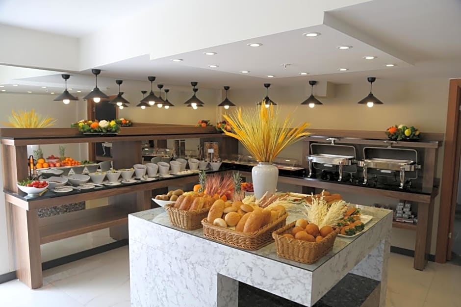 Avwan Hotel Cigli
