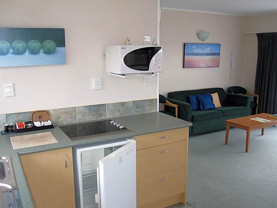 Cook's Lookout Motel