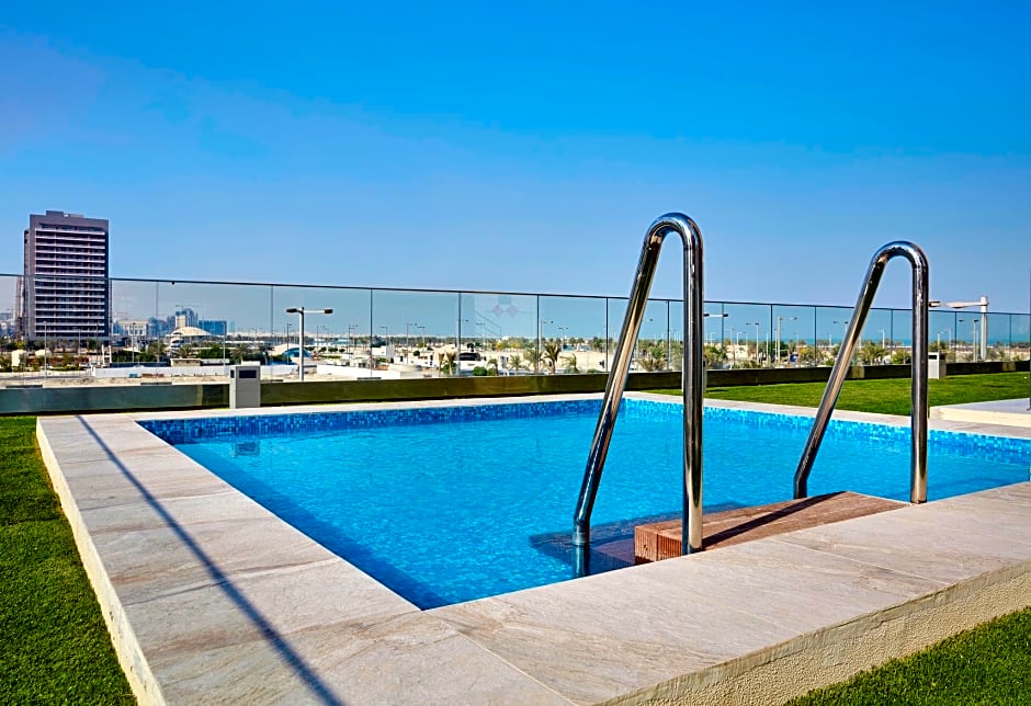 Staybridge Suites Doha Lusail By IHG