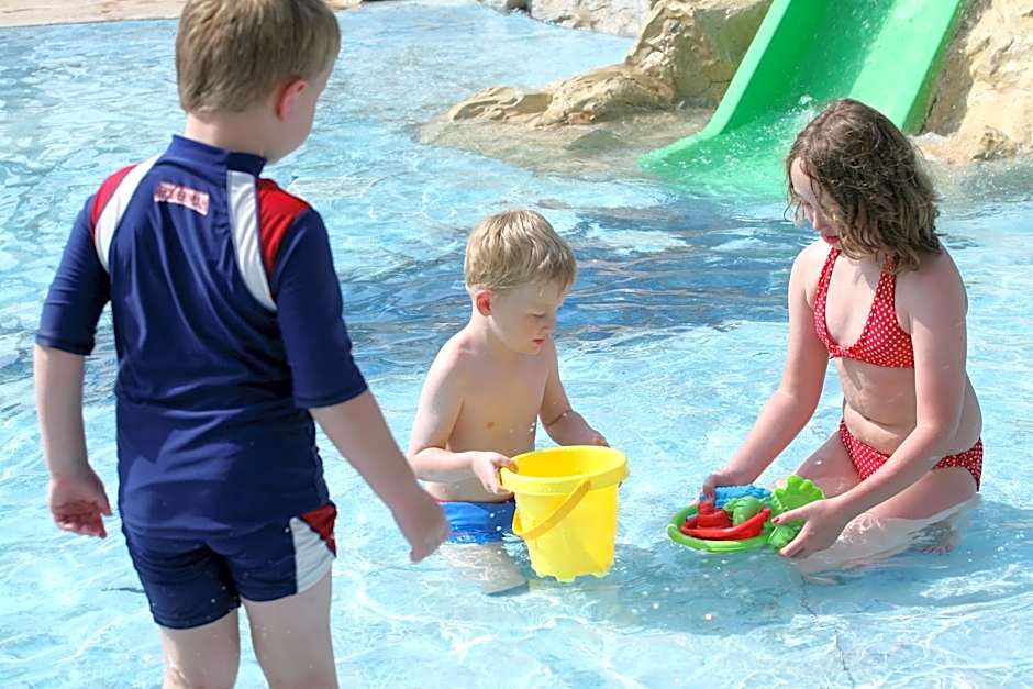 Aquamare Beach Hotel & Spa