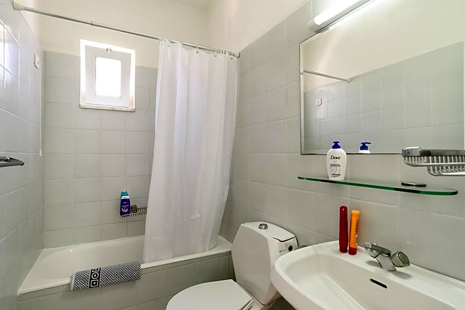 Matina Pefkos Aparthotel