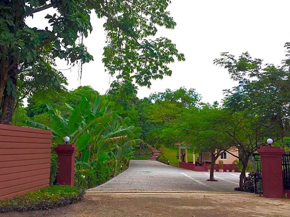 Hill Garden Hotel