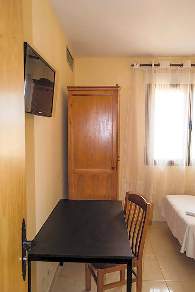 El Roble Hotel Restaurante