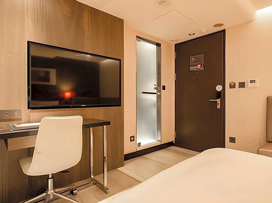 Beauty Hotels Taipei - Hotel Bfun