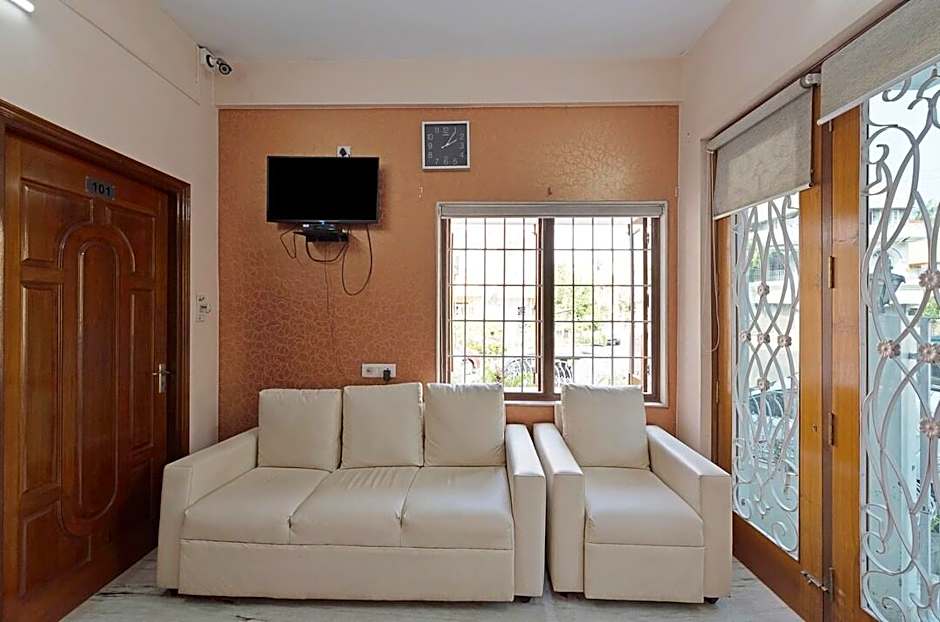 Anamitra Guest House