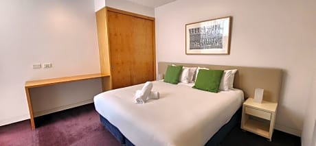 Executive Three-Bedroom Apartment