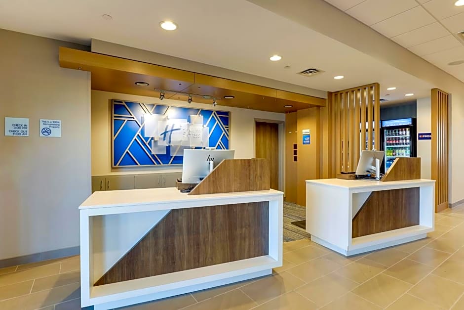 Holiday Inn Express Holly Springs - Raleigh Area By IHG
