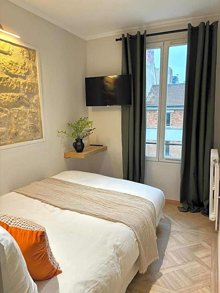 Hotel Paris Amore