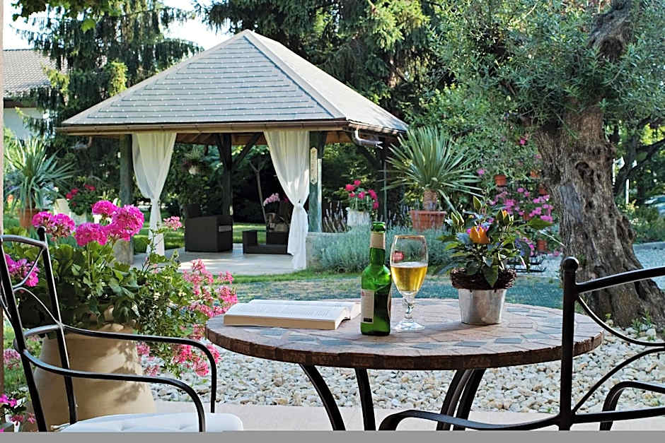 Logis Auberge Saint Simond