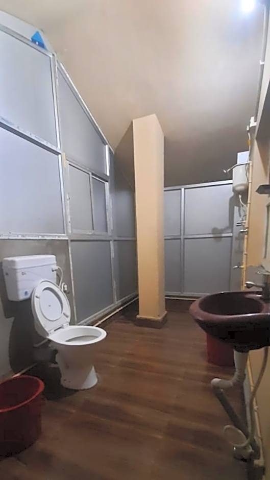 Goroomgo Salt Lake Palace Kolkata – Calcutta, LA