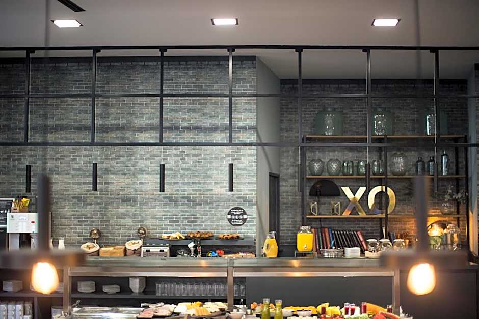 Petit Palace Triball