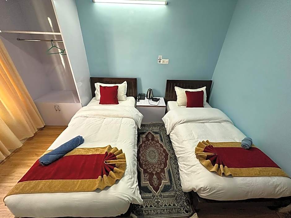 Photo 1 of 4 of Budget 2 Beds