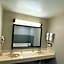 Days Inn by Wyndham San Antonio Interstate Hwy 35 North