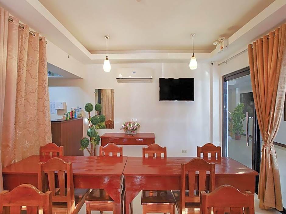 OYO 459 Offshore Hotel