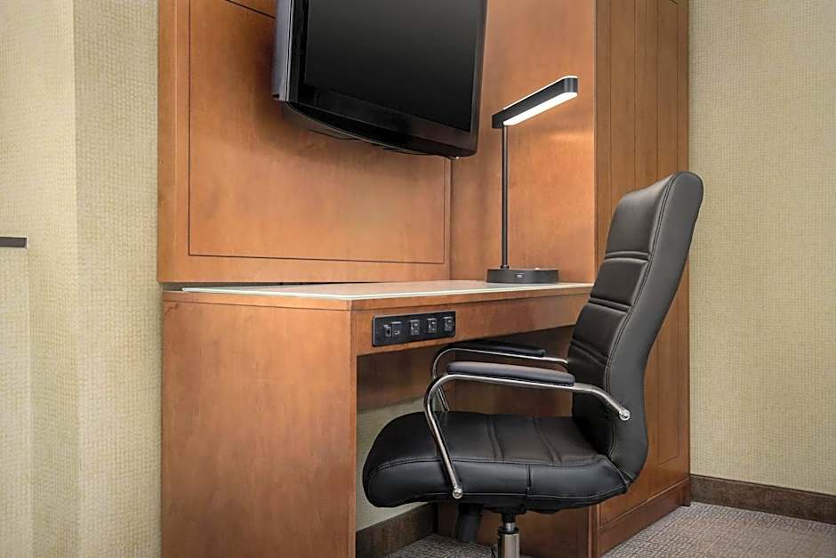 Holiday Inn Express Manhattan Midtown West By IHG