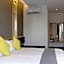 B Street Hotel