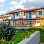Mareva Apartments